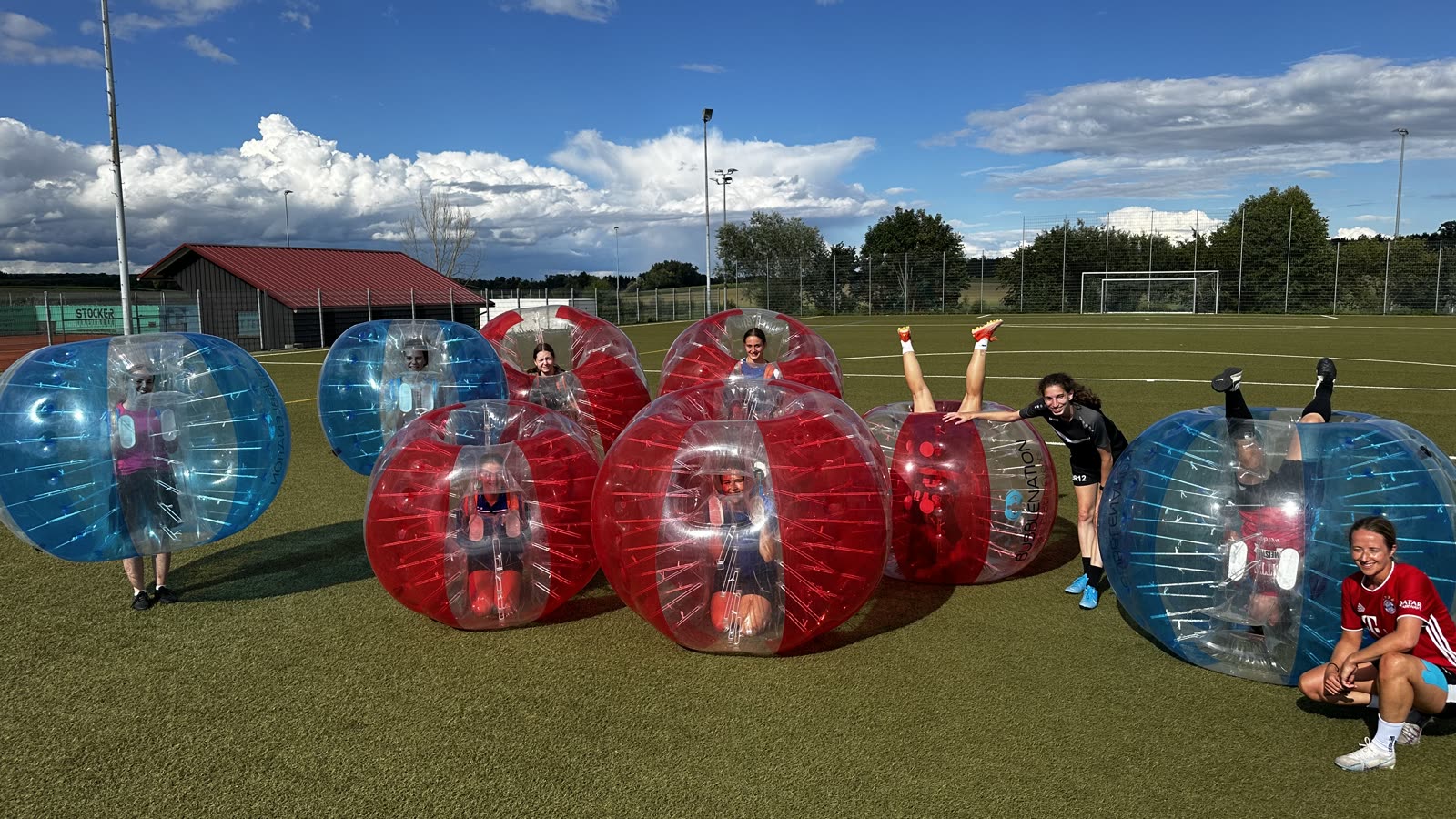 Sportvereine & Jugendgruppen mit Bubble Nation